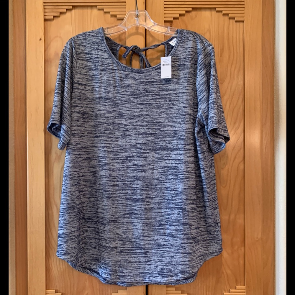 Comfy GAP MATERNITY Top. NWT. Blue/Navy Knit. L